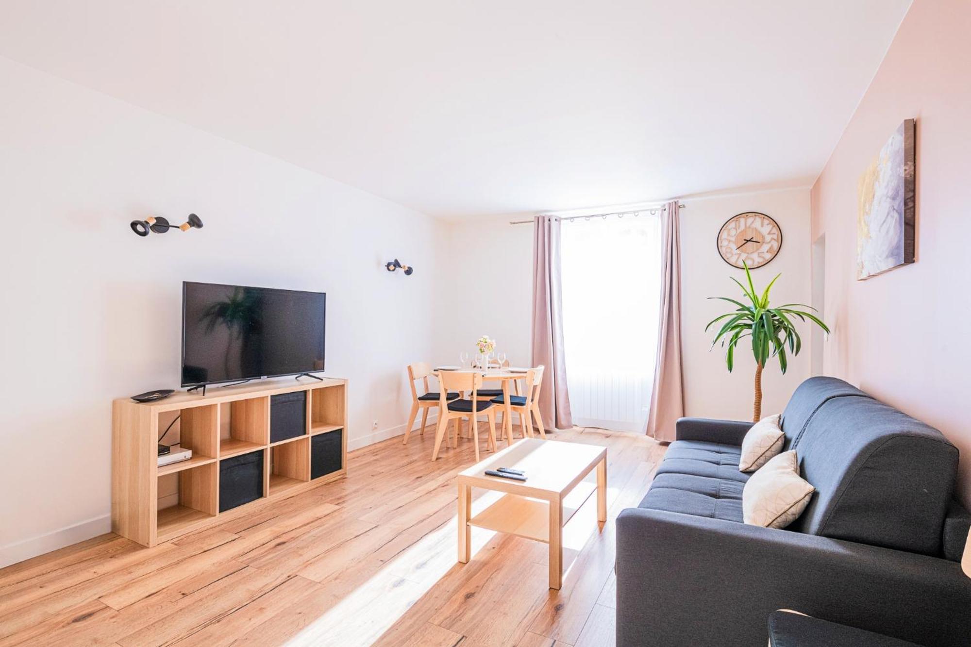 Ideal Pro Et Famille En Hypercentre - 3 Lits Corbeil-Essonnes Exterior foto